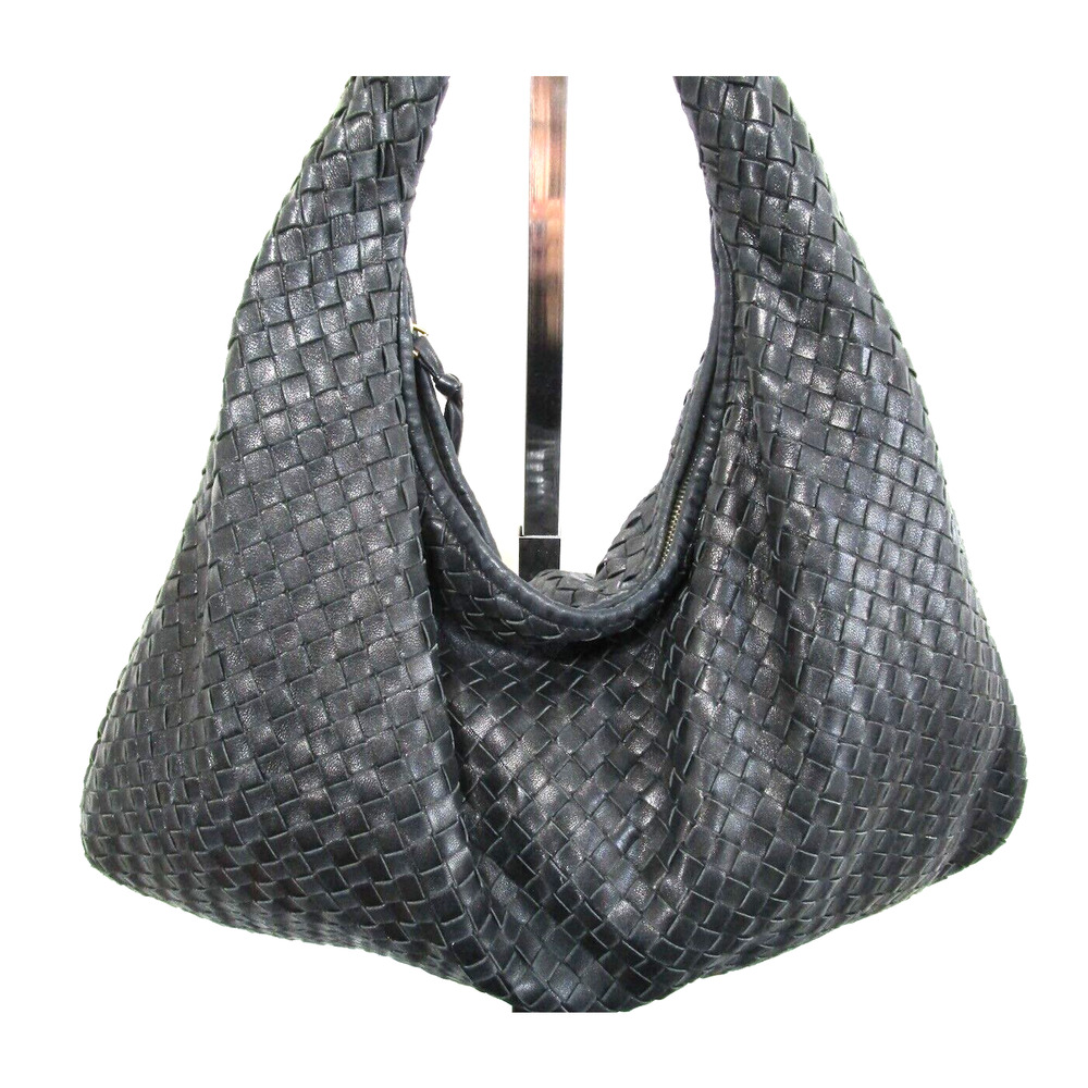 Bottega Veneta Black Woven Intrecciato Nappa Medium Size Purse - Picture 9 of 16